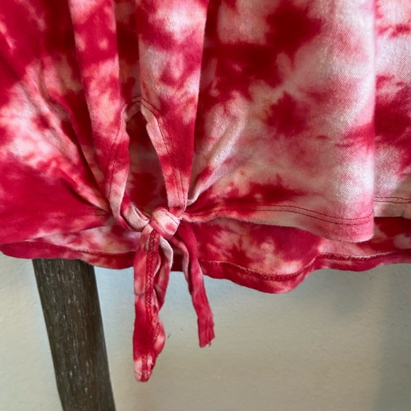 Size S - Picture 2 of 3